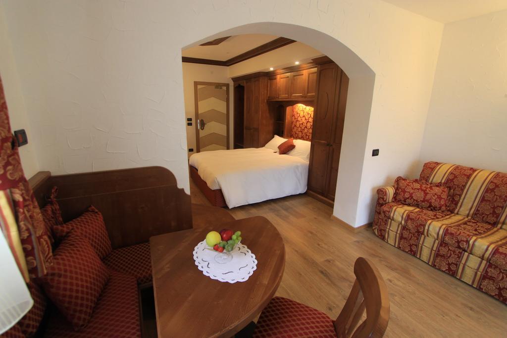 Dolasilla Park Hotel Vigo di Fassa Εξωτερικό φωτογραφία