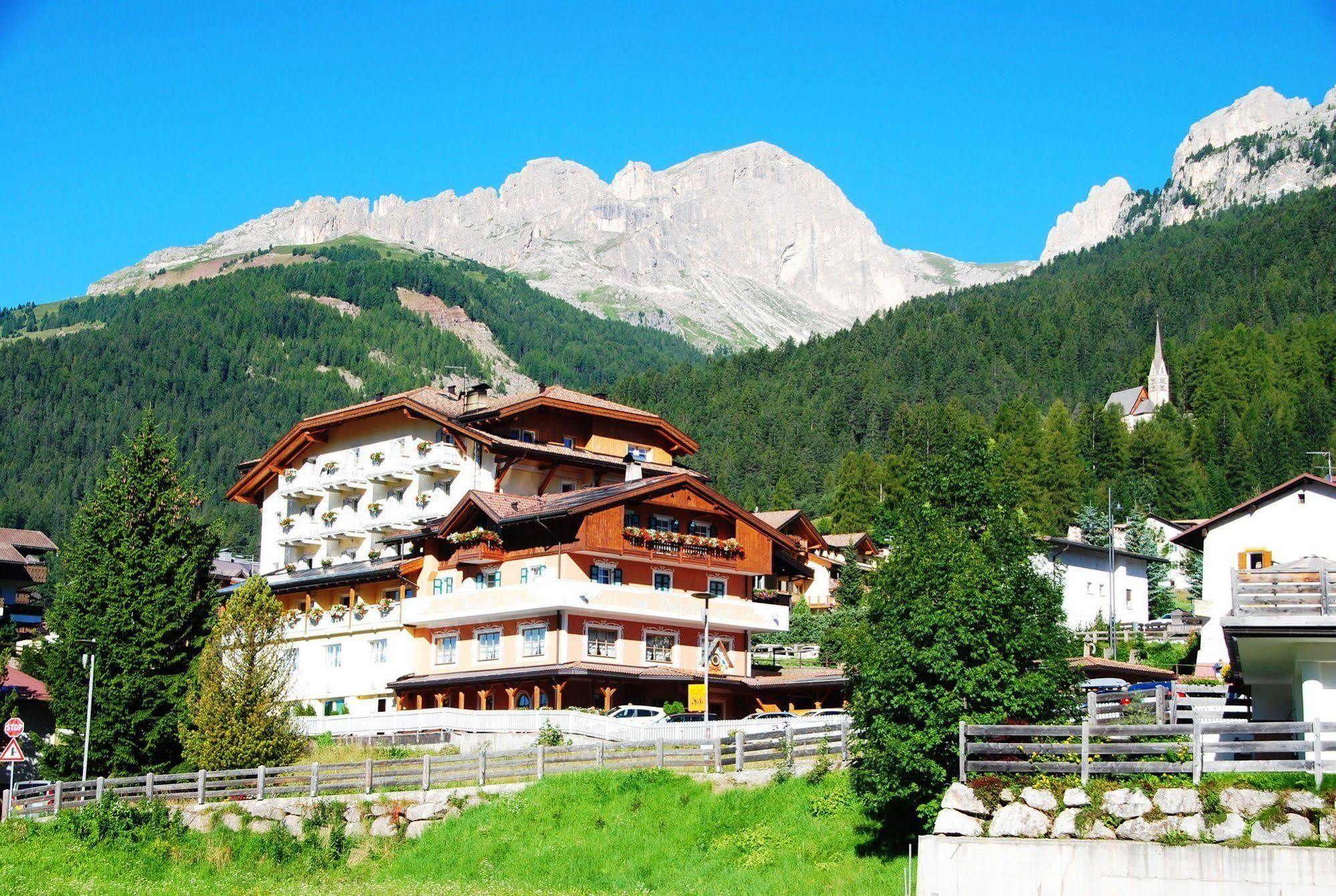 Dolasilla Park Hotel Vigo di Fassa Εξωτερικό φωτογραφία