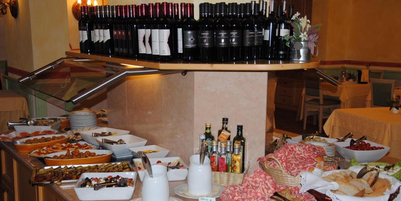 Dolasilla Park Hotel Vigo di Fassa Εξωτερικό φωτογραφία